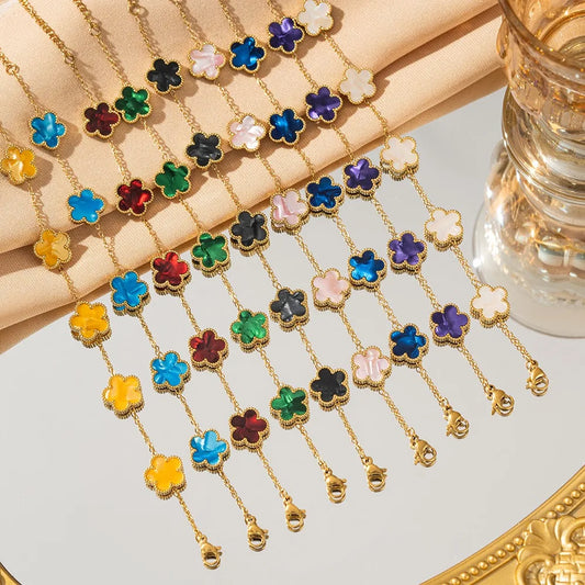 Lucky Five-Leaf Flower Bracelet | 18K Gold Plated Stainless Steel | Dainty Floral Charm Bracelet